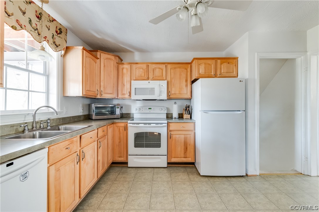 8807 Overhill Rd