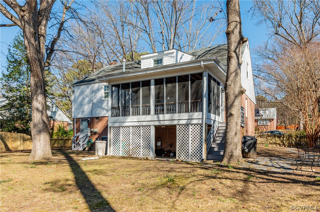 8807 Overhill Rd