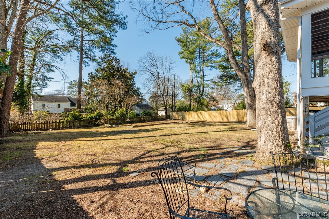 8807 Overhill Rd