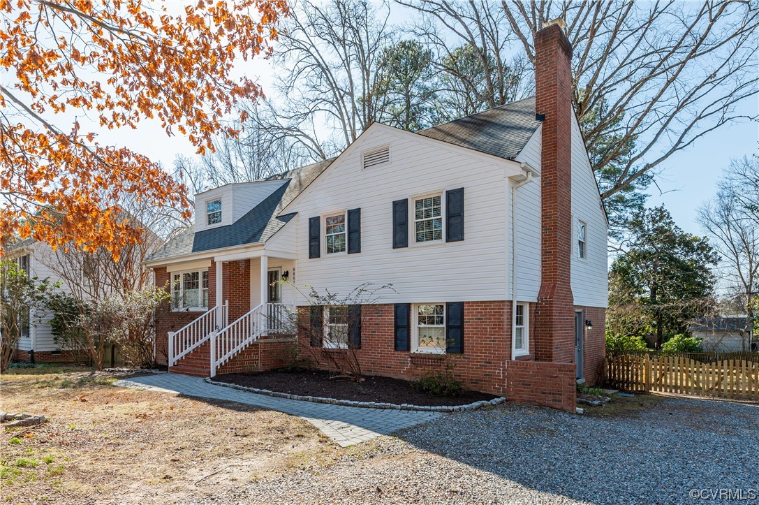 8807 Overhill Rd