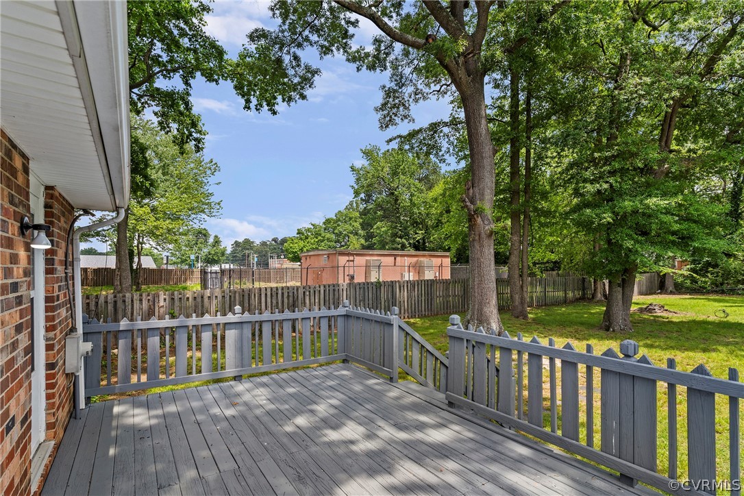 5105 Robins Rd