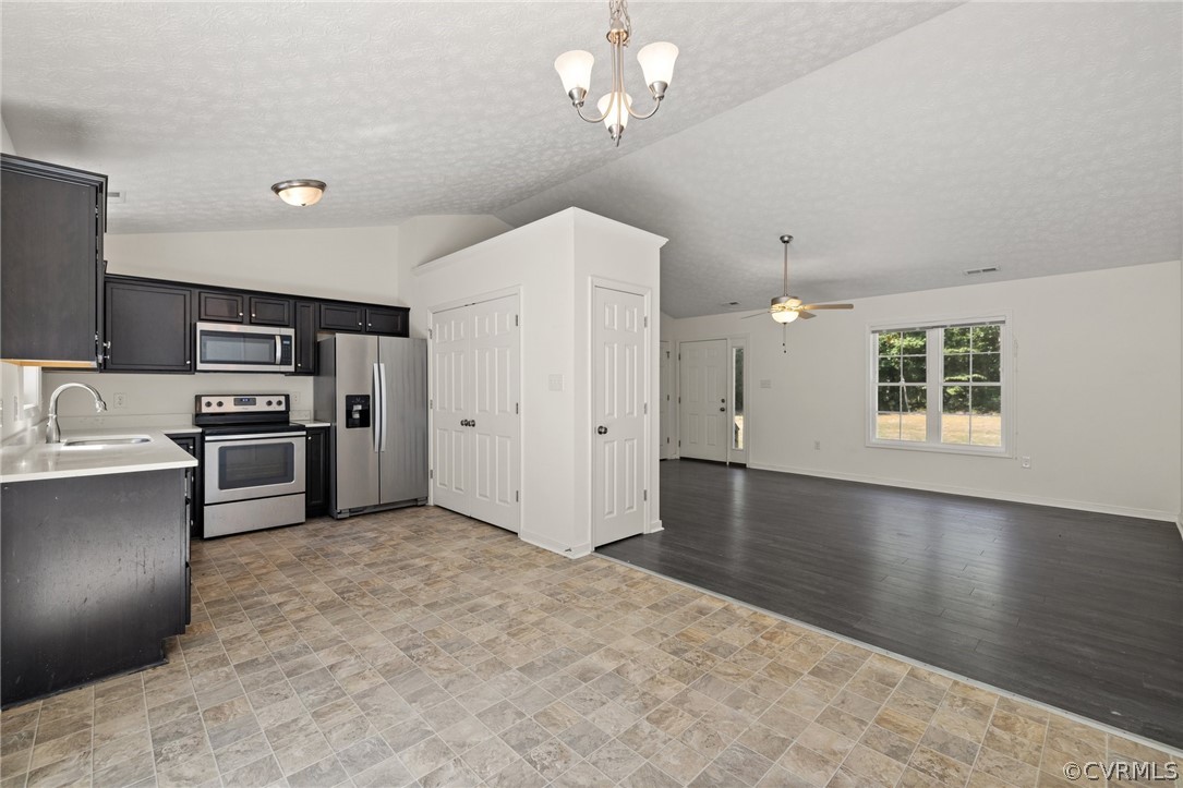 5120 Cool Hill Rd