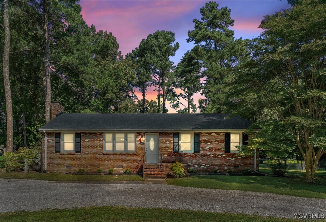 523 Dering Rd