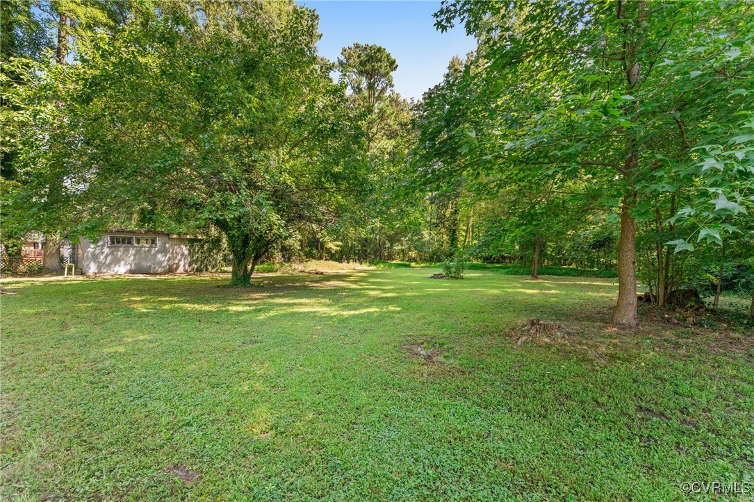 523 Dering Rd