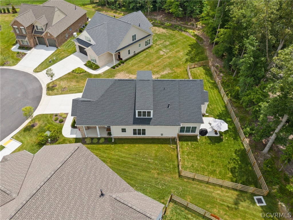 10428 Meadow Woods Ct