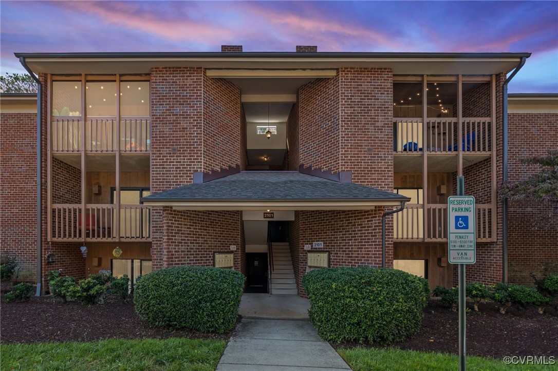2101 Turtle Creek Dr Unit#11