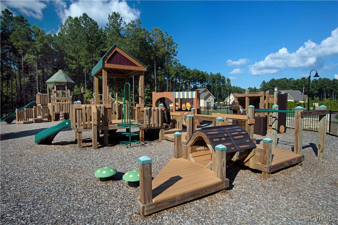 8500 Halls Retreat Pl