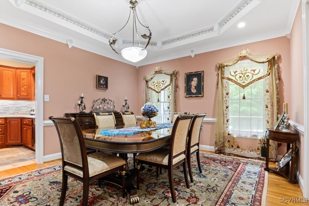 11216 Woodstock Heights Dr