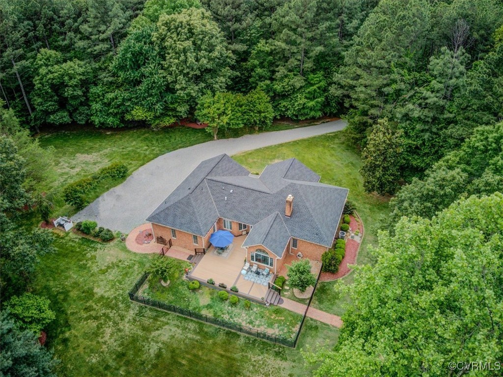 11216 Woodstock Heights Dr