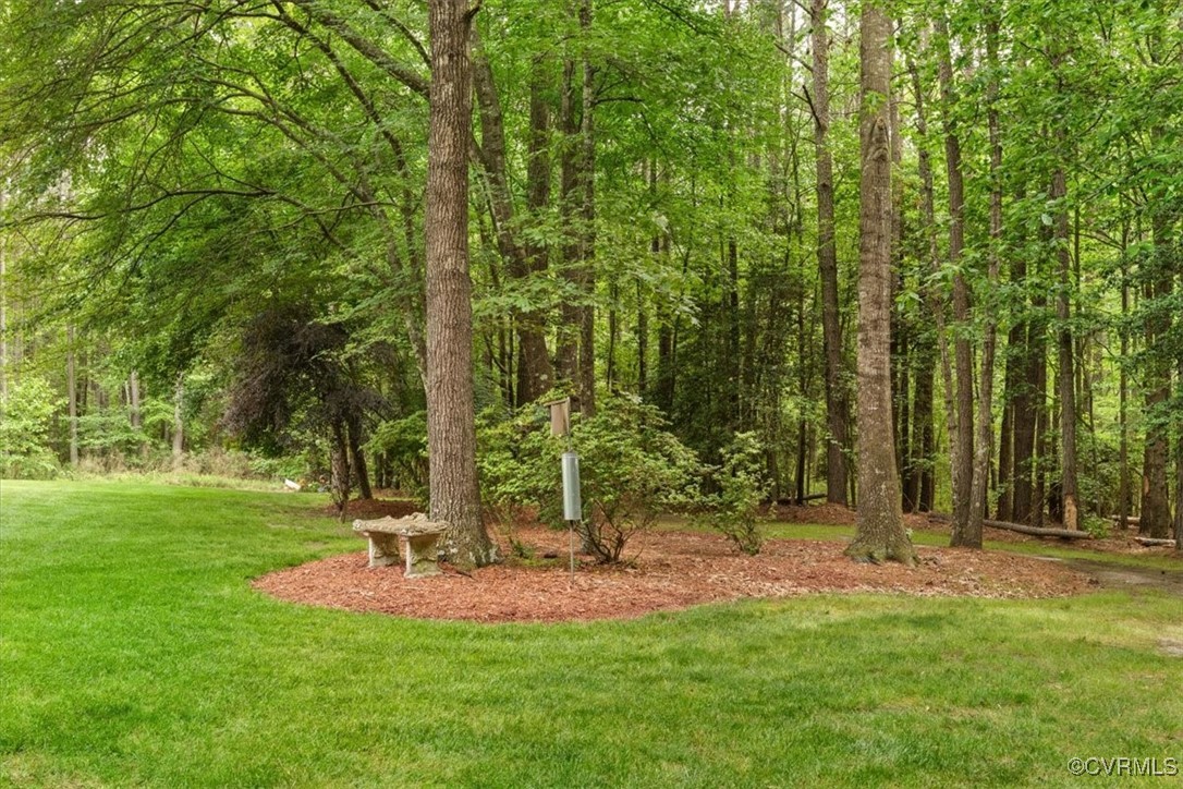 11216 Woodstock Heights Dr