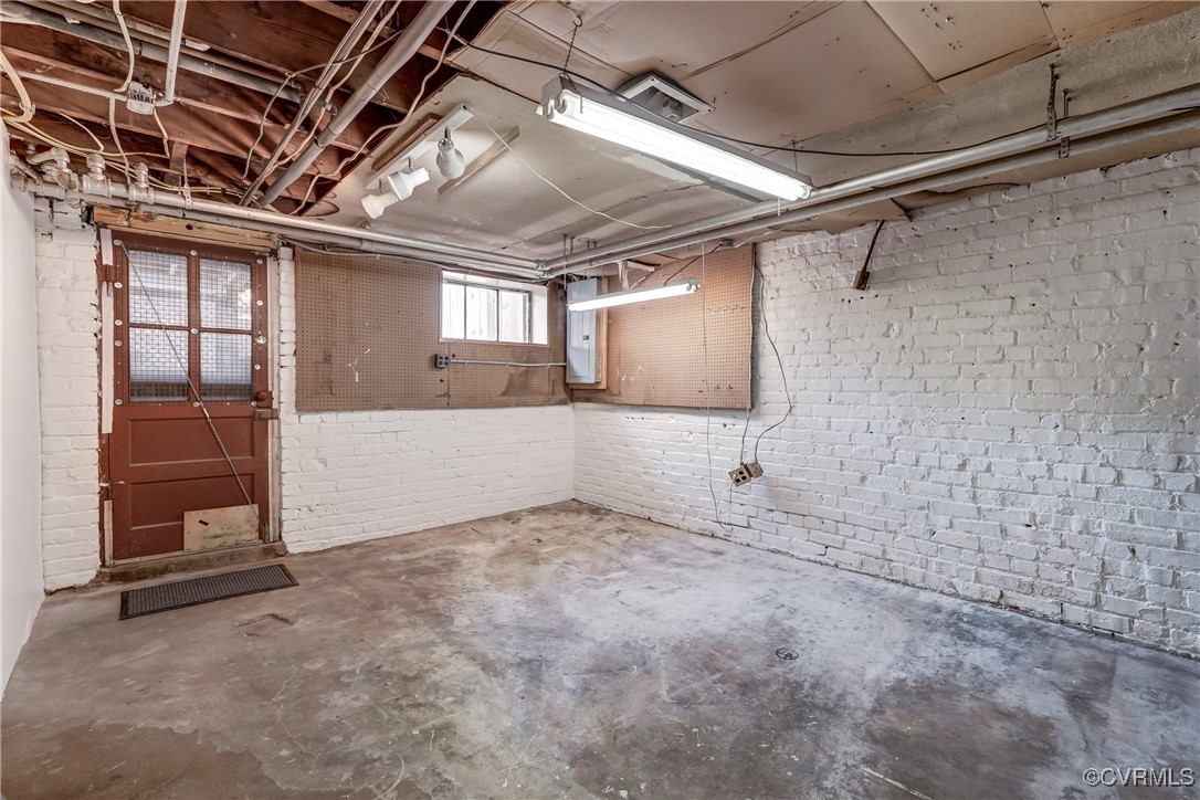 3429 Hanover Ave