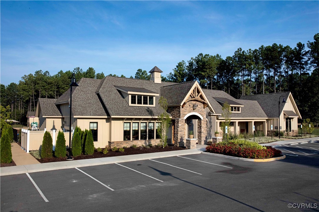 8625 Centerline Dr
