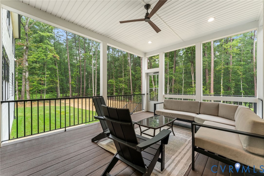 449 River Notch Rd