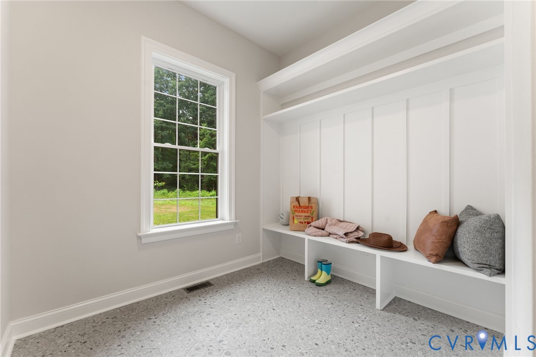 449 River Notch Rd