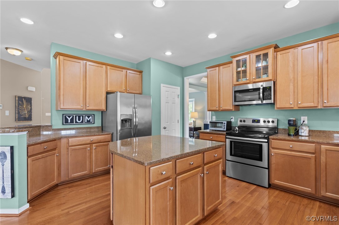 5901 Barnstable Ct