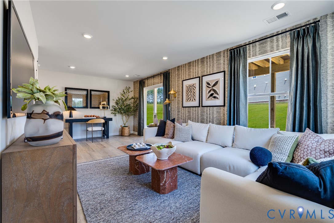 8816 Pioneer Hill Dr
