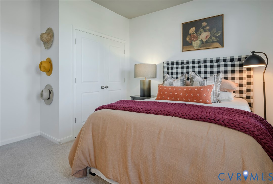 8724 Centerline Dr