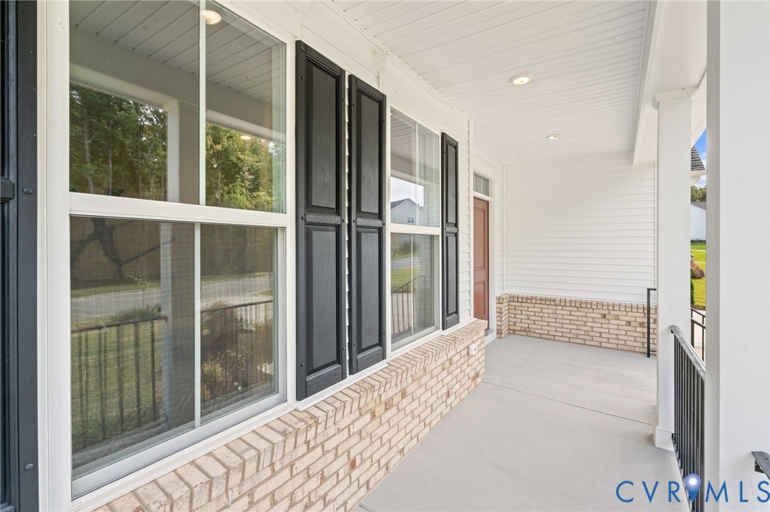 16112 Deltic Ln