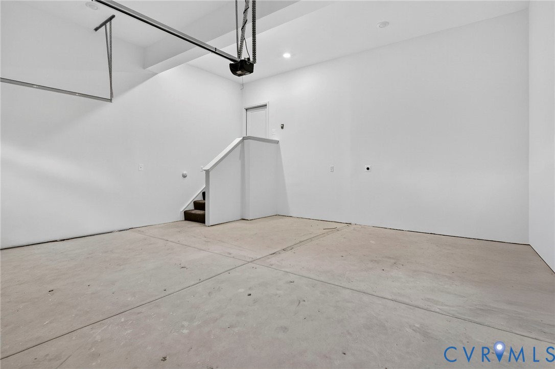 16118 Deltic Ln