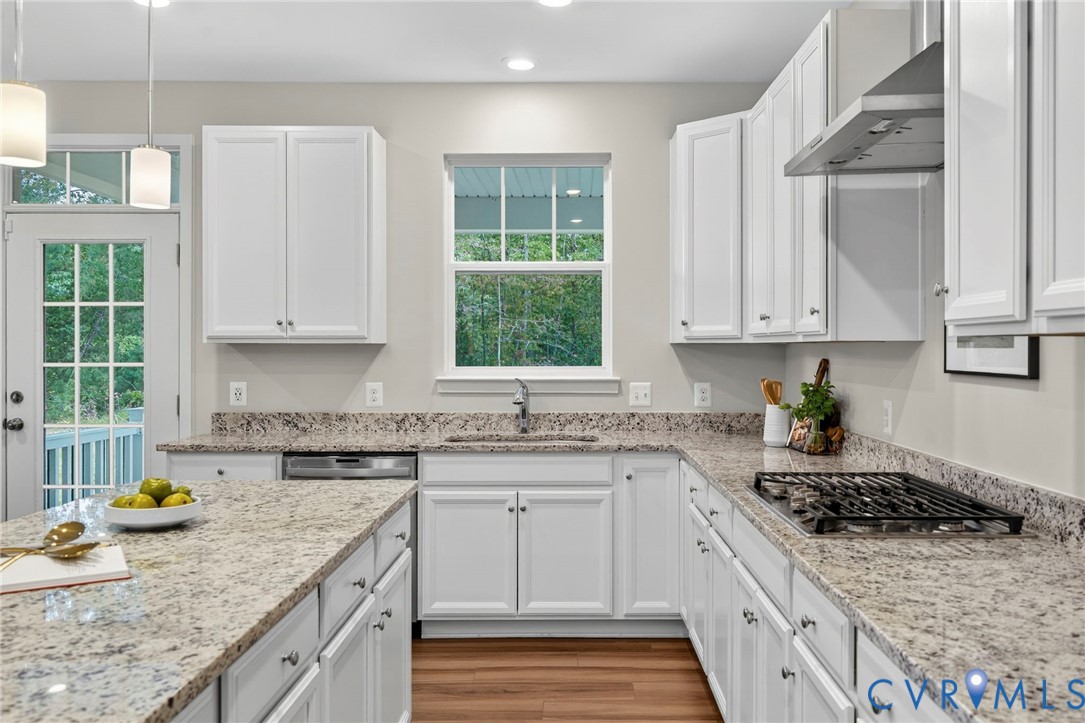 16118 Deltic Ln
