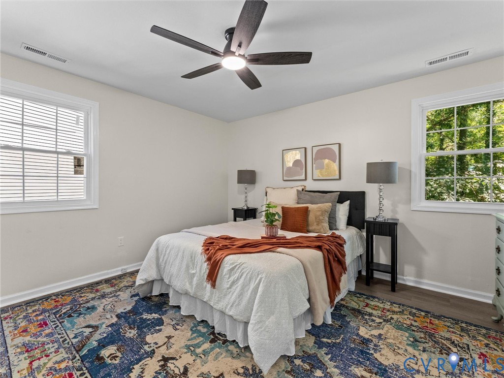 7003 Egan Pl