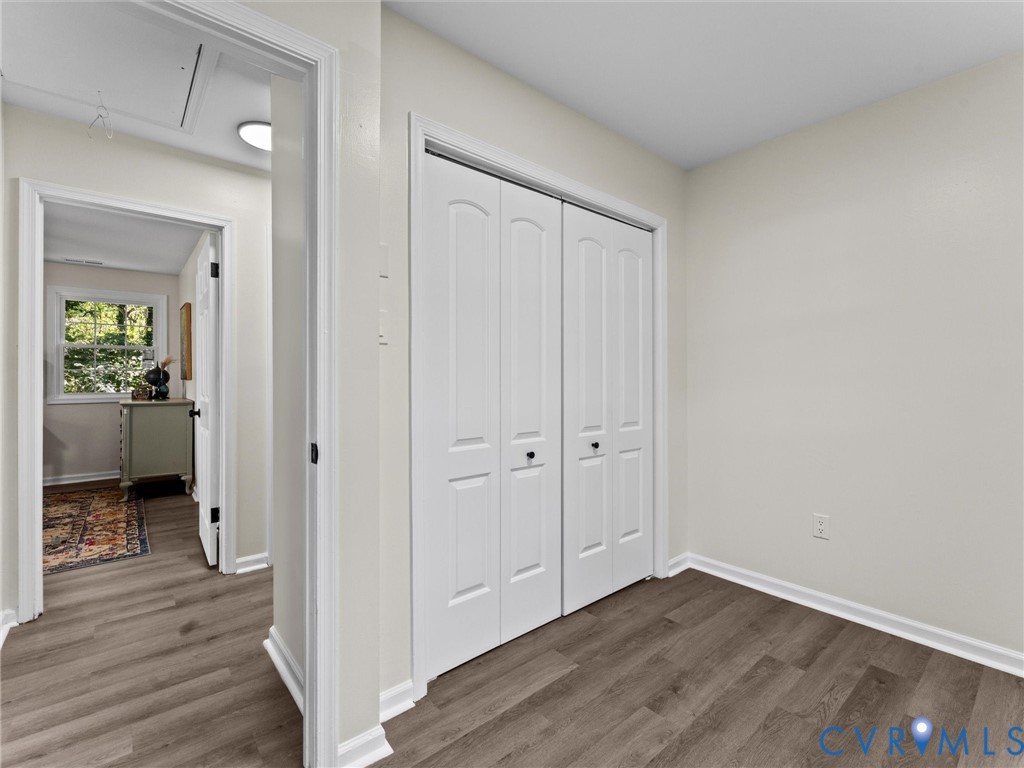 7003 Egan Pl