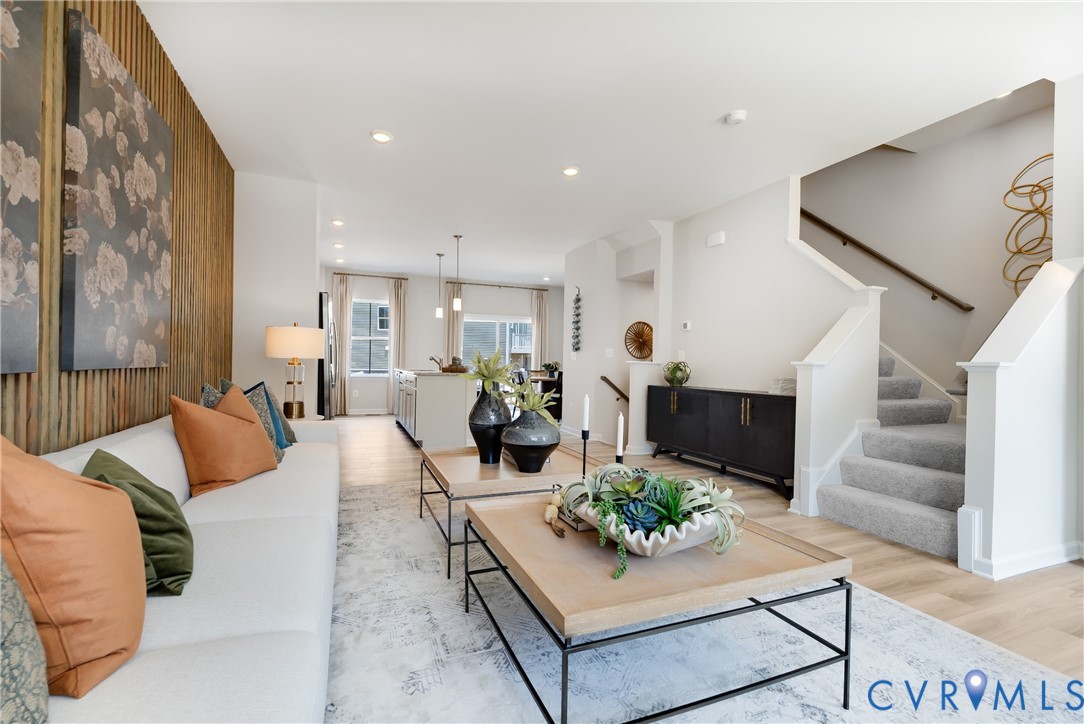 8776 Pioneer Hill Dr