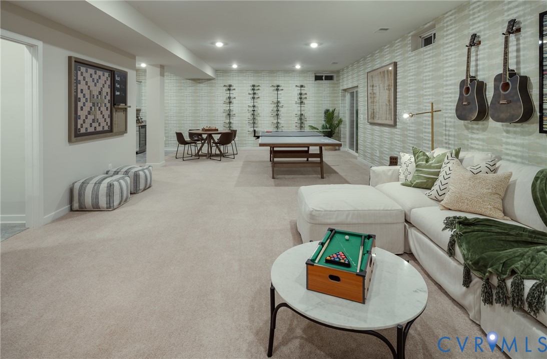 8731 Centerline Dr