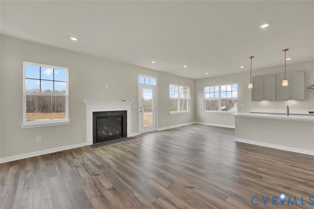 8748 Centerline Dr