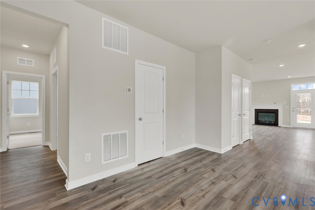 8748 Centerline Dr