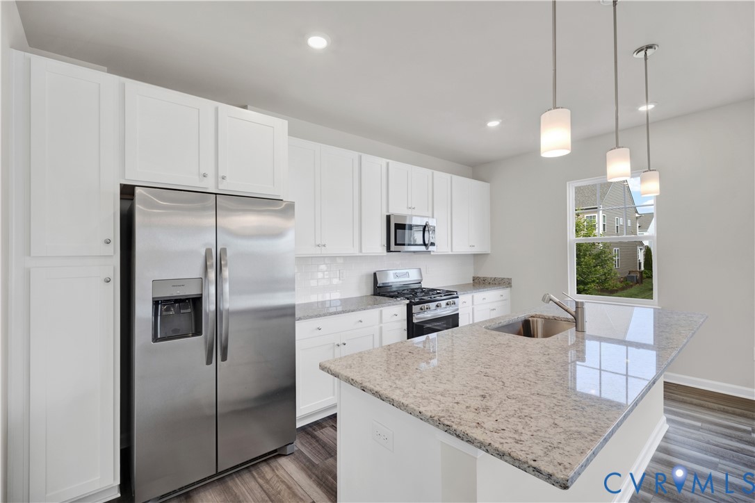17319 Gossamer Dr