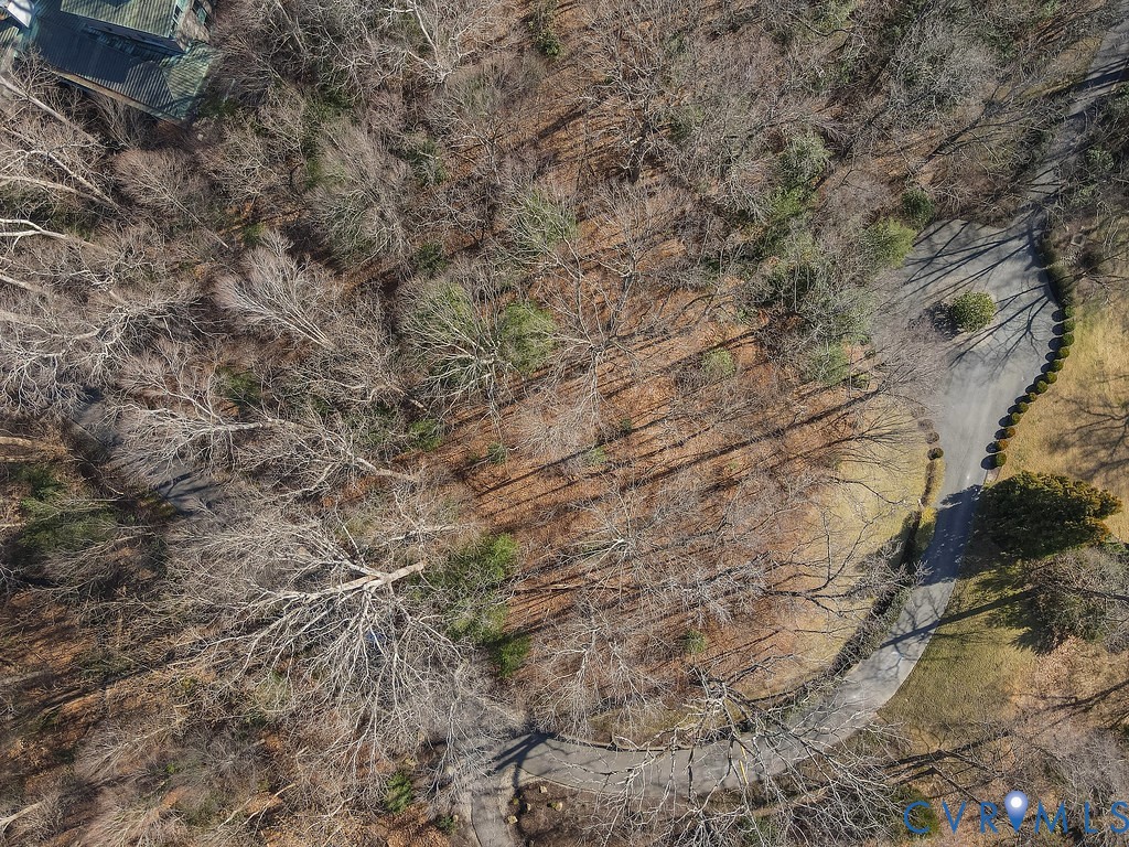 705 Old Locke Ln