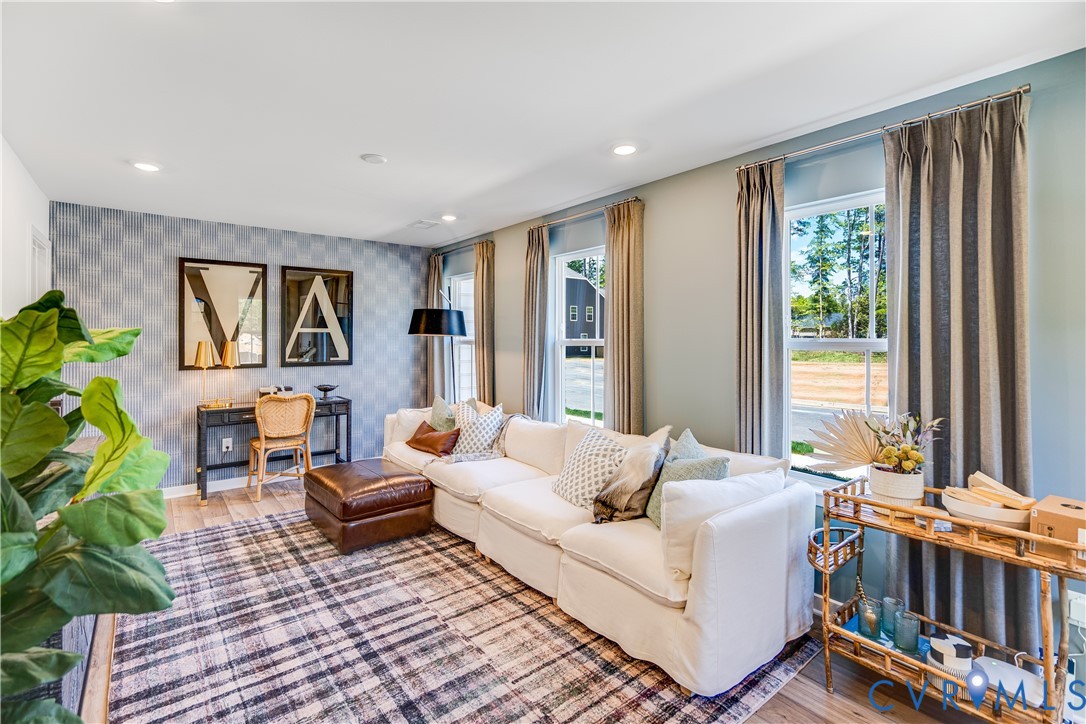 8756 Pioneer Hill Dr