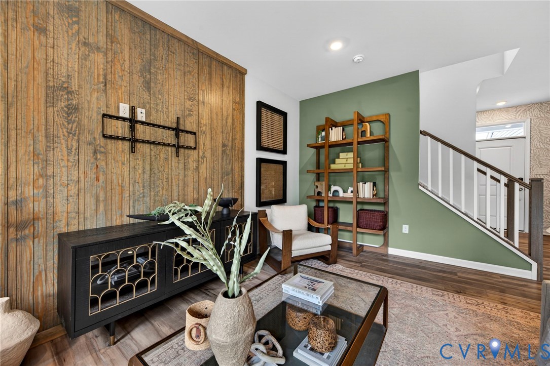 17206 Gossamer Dr