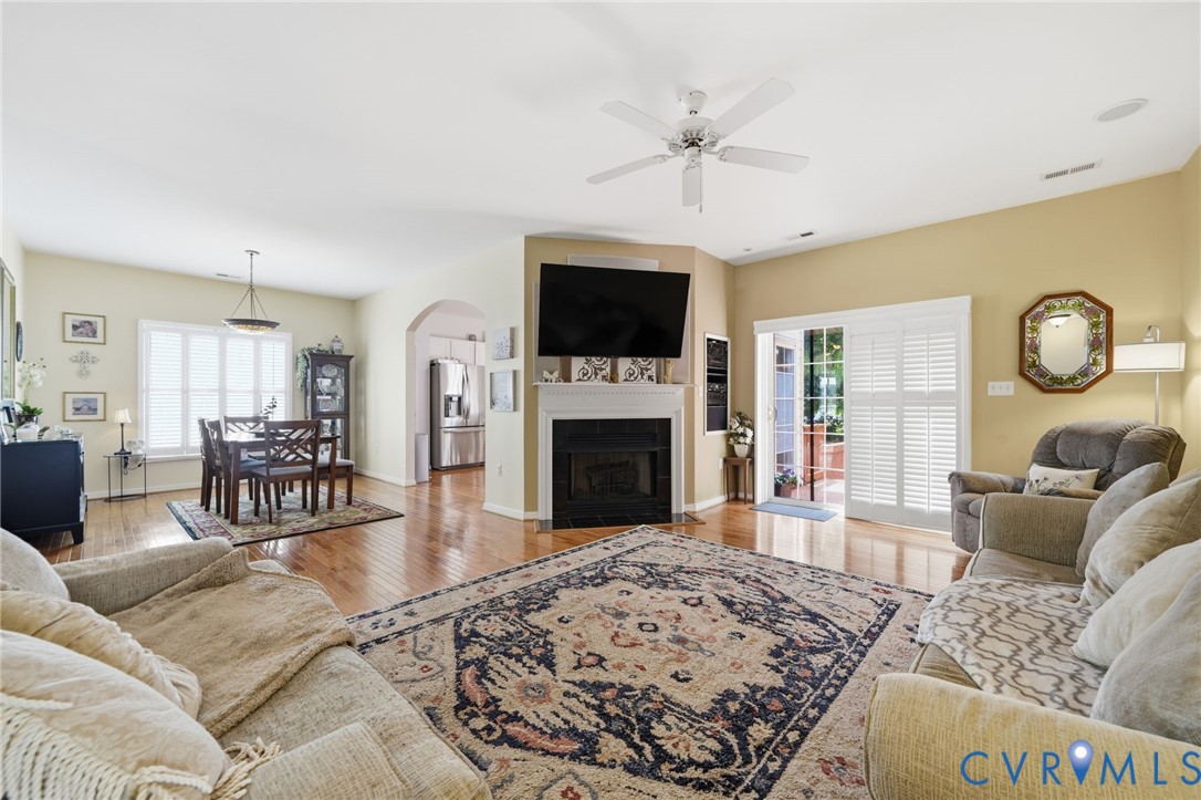 8536 Easton Ridge Pl