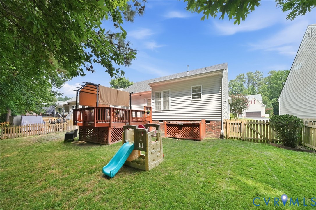 8536 Easton Ridge Pl
