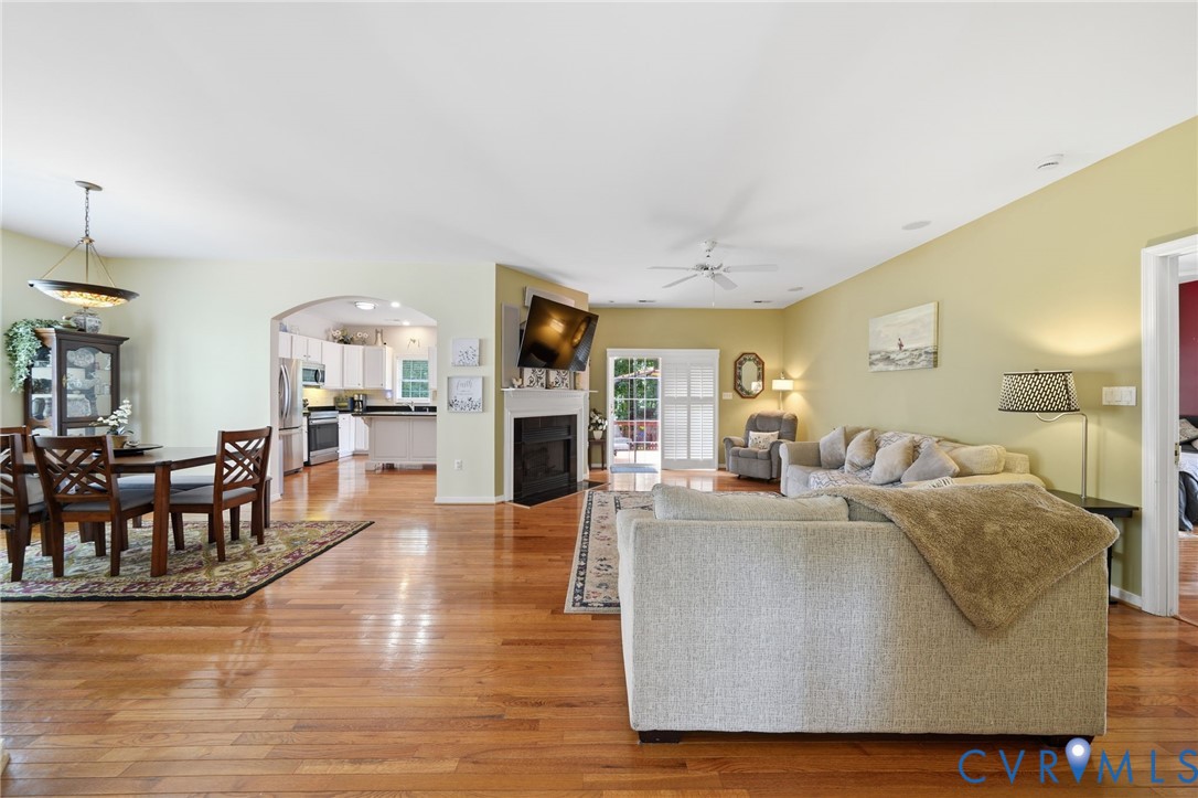 8536 Easton Ridge Pl