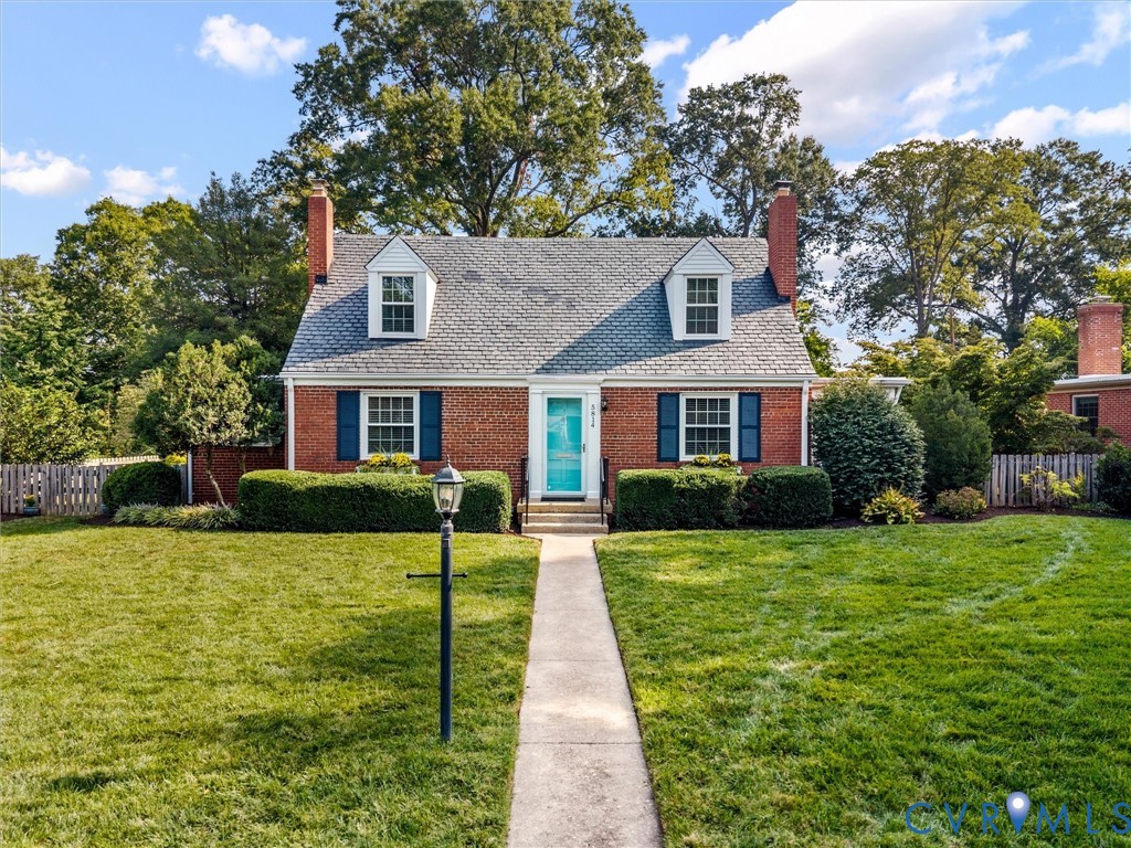 5814 Lee Ave