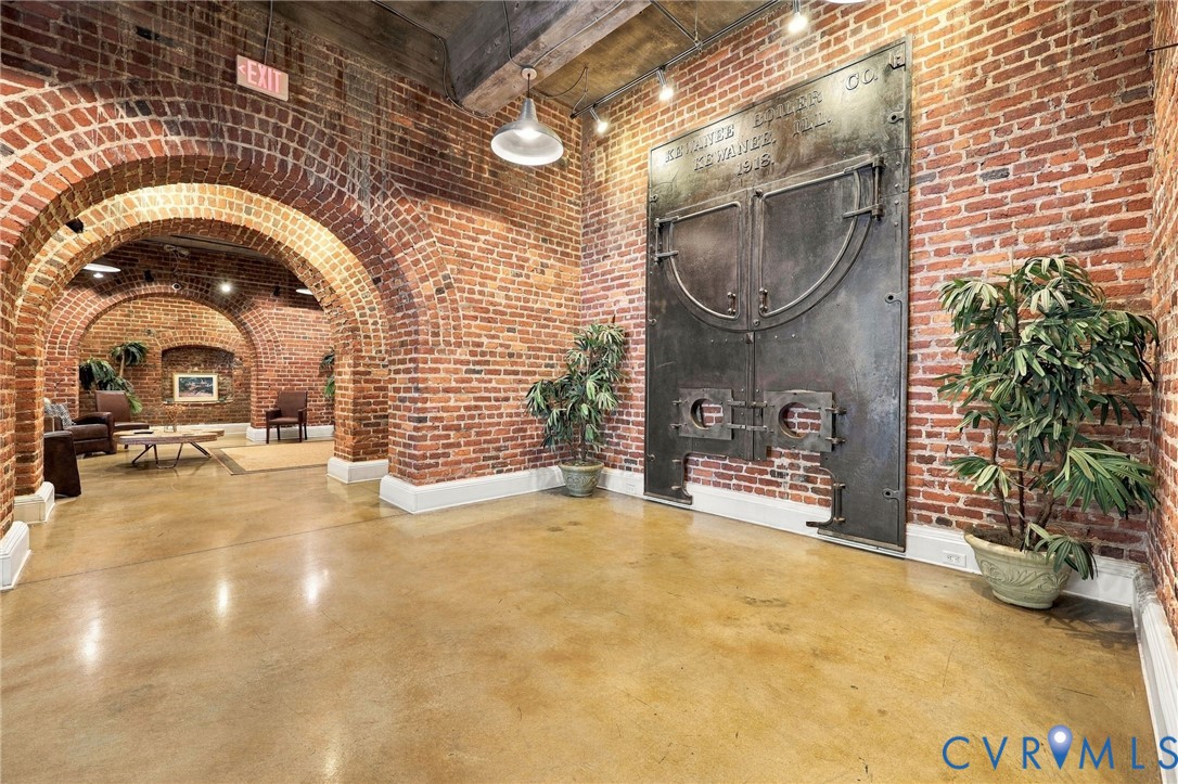 815 Porter St Unit#U106