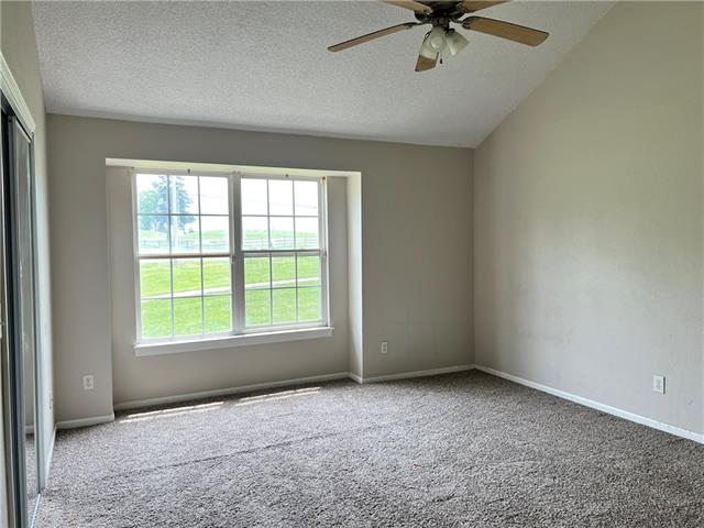 10527 E 46th Terrace