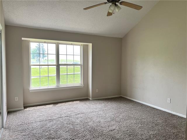 10527 E 46th Terrace