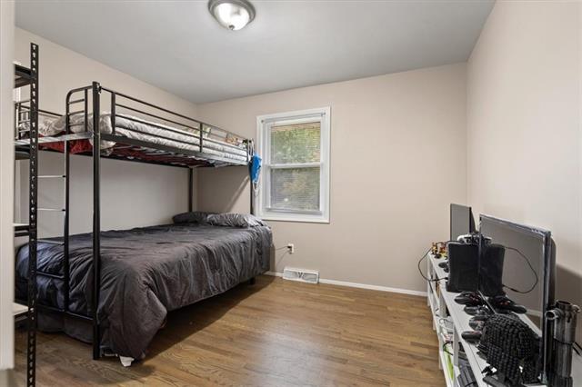 6624 N Mercier Street