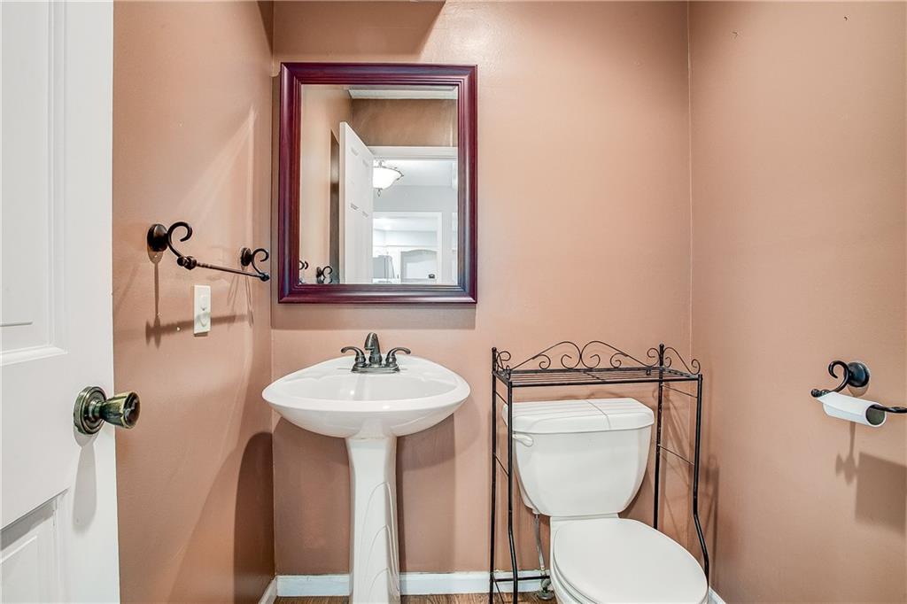 7054 Lakeshore Drive