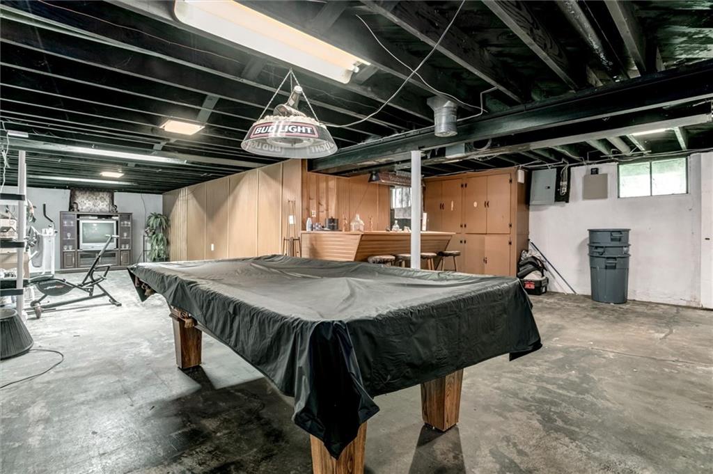 8602 Winchester Avenue