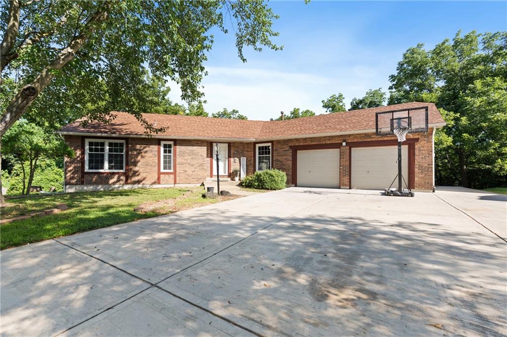 9000 Arlington Court