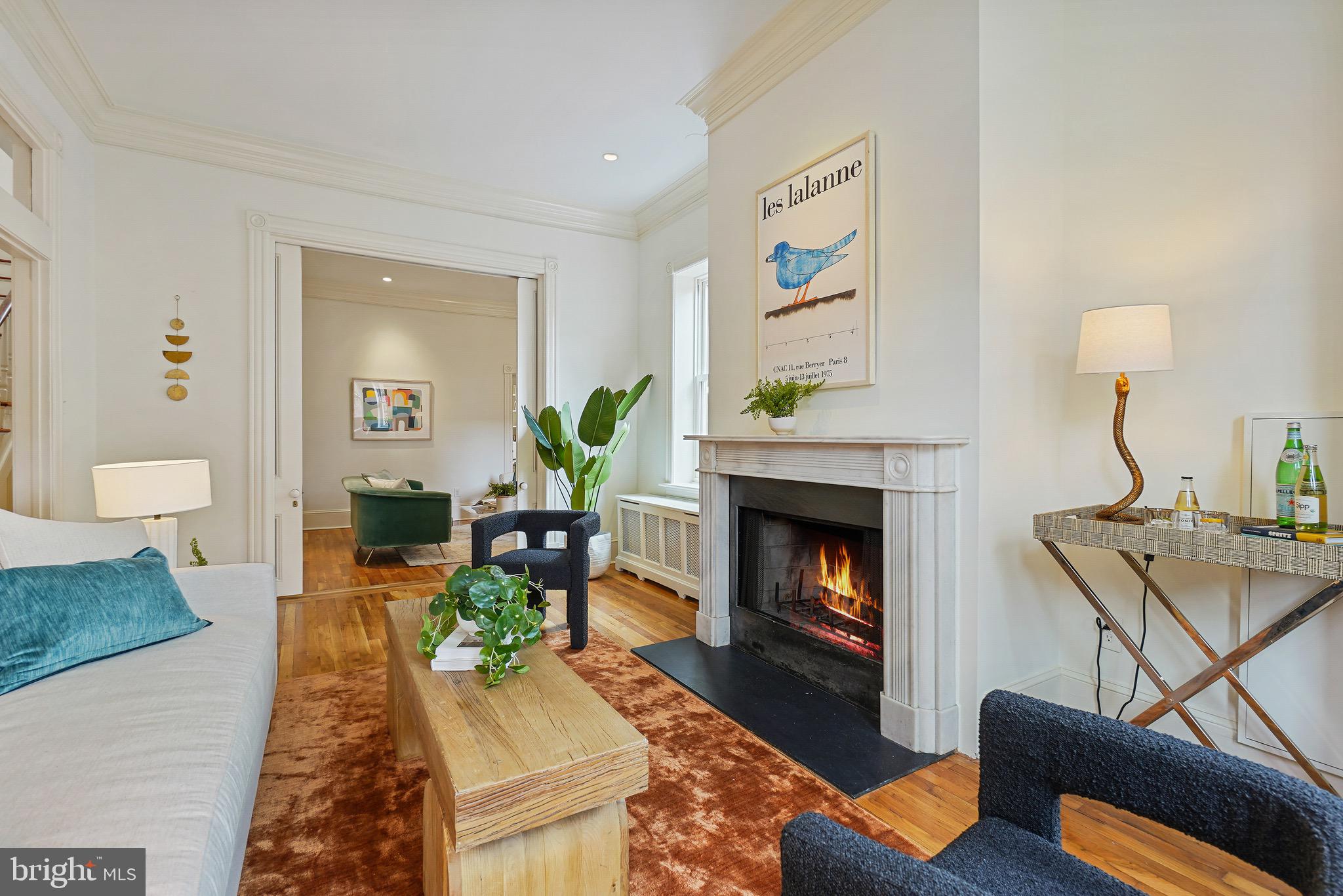 103 6th St NE