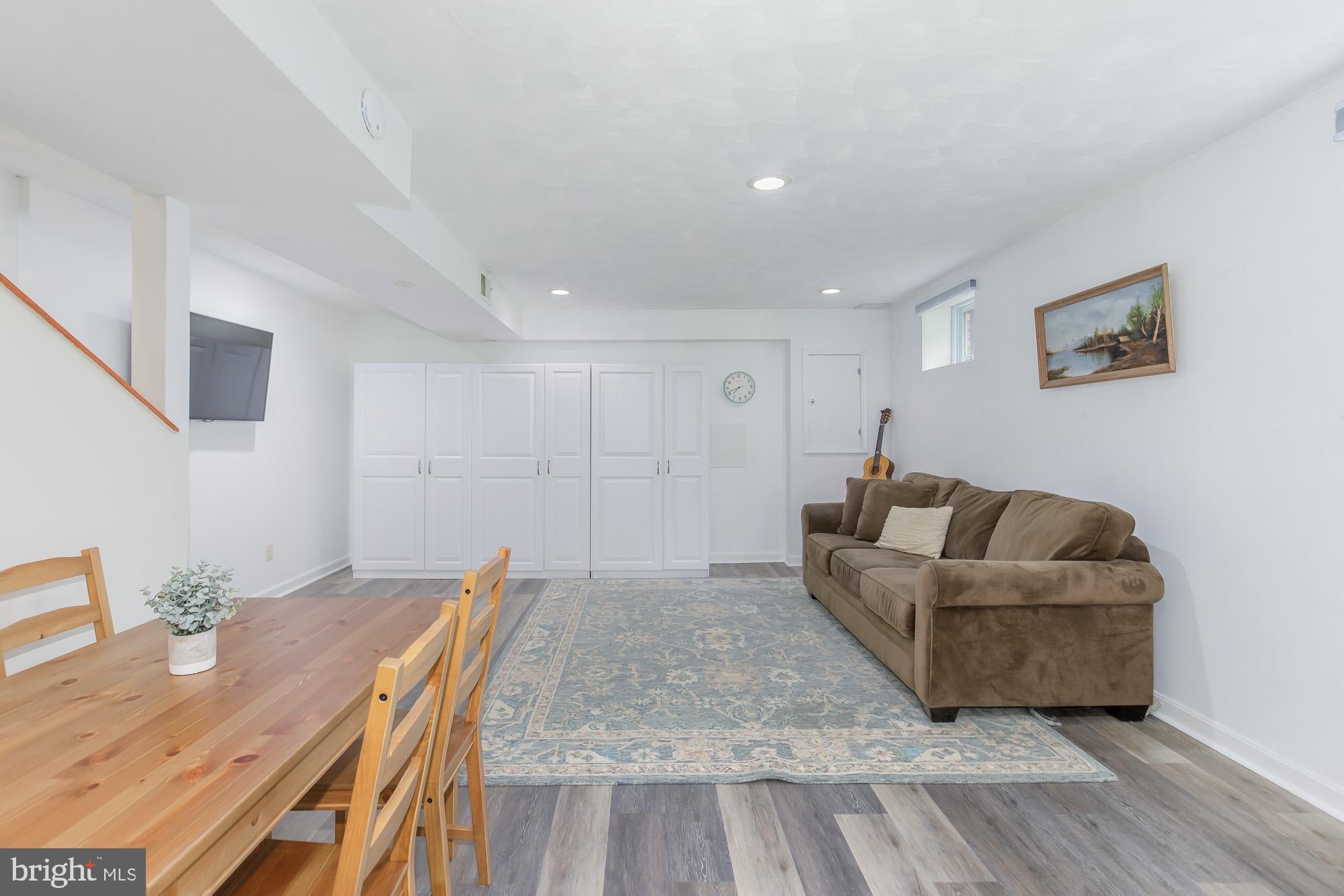 6015 7TH PLACE NW