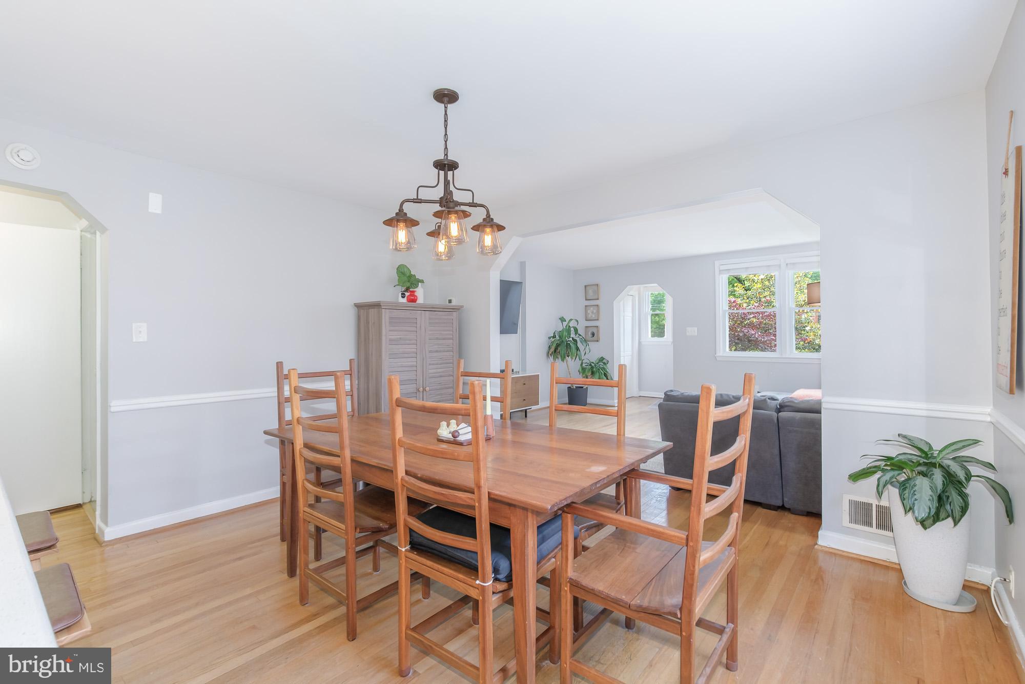 6015 7TH PLACE NW