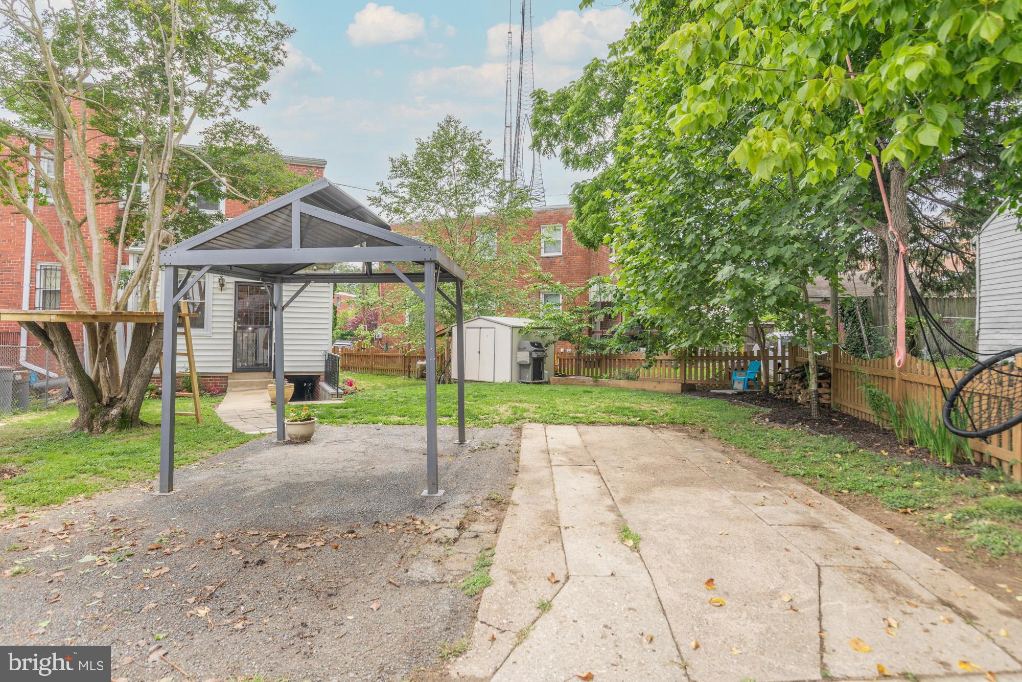 6015 7TH PLACE NW