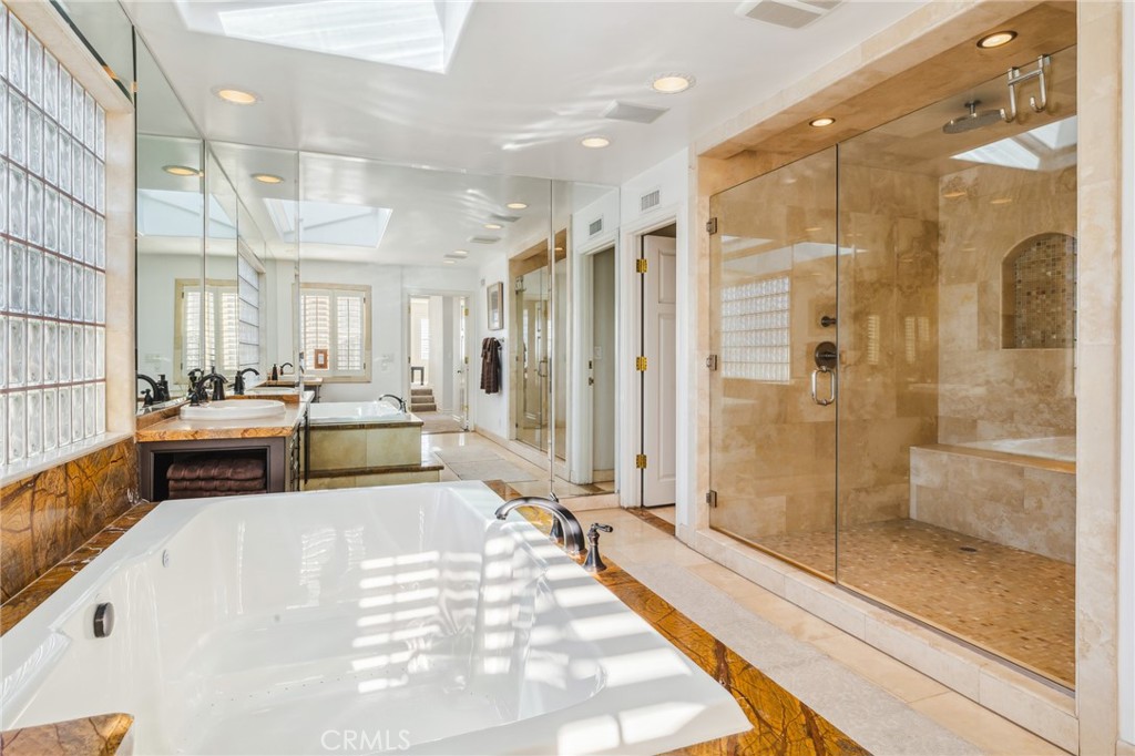 6020 Lido Lane